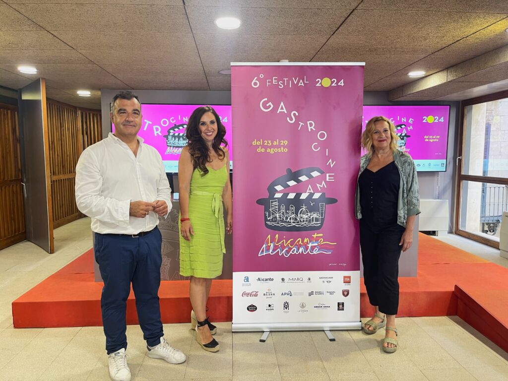 Gastro Cinema reconoce la labor de la periodista gastronómica Ángeles Ruiz